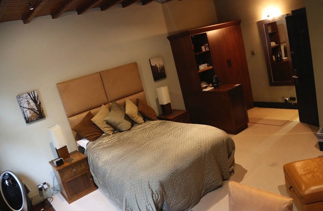 Luxury 1 Bed Suite nr City/St Pauls