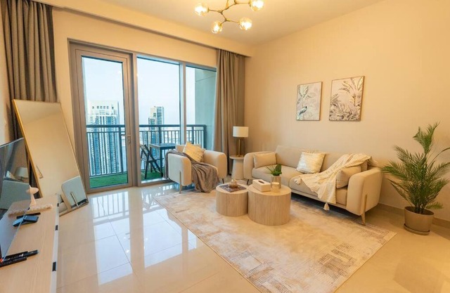 Luxury 1BR on high floor with park & Sea views