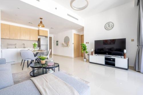 Luxury 1BR Retreat l 17 Icon Bay, Dubai Creek