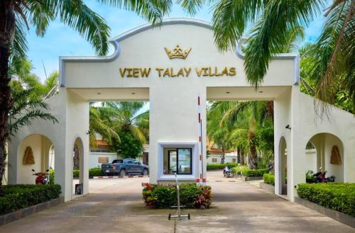 Luxury 205sqm Pool Villa in Central Location 5min to Beach & Walking Street