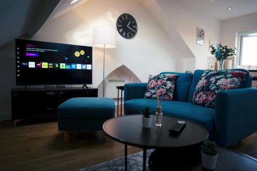 Luxury 3 Bed City Centre Apartment - Free Parking