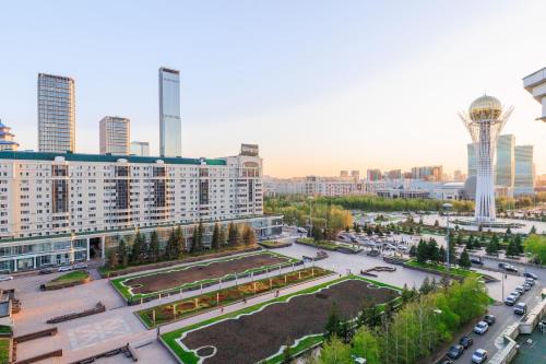 Luxury 3 Bed Room Apartment Near Baiterek