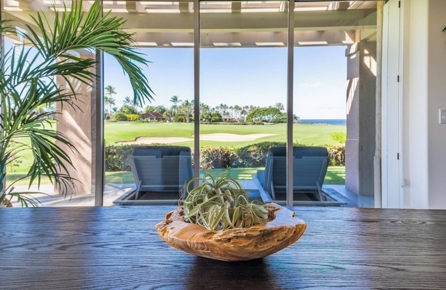 Luxury 3-Bedroom Oceanfront Villa in Kailua-Kona - Hualālai Resort
