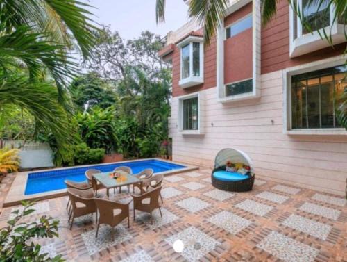 Luxury 3BHK Villa With Private Pool in Candolim