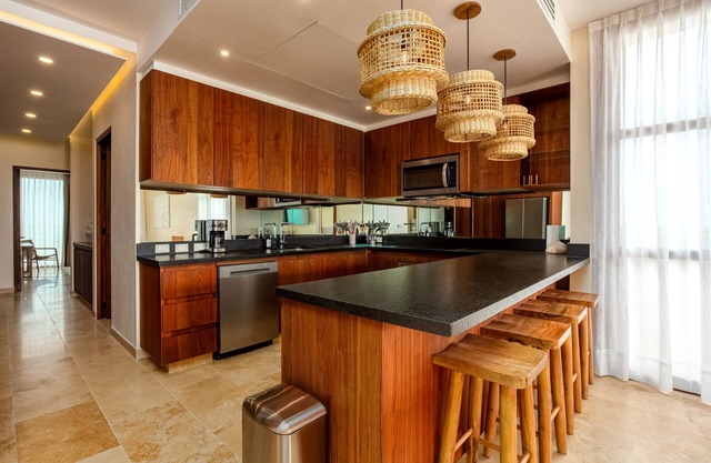 Luxury 3BR Oasis | Ocean View | Private Pool