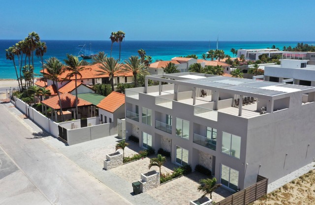 Luxury~4BR/BA~Private Pool~Ocean View~Just Steps to the Beach!