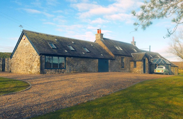 Luxury 5* Secluded Farm house with Hot Tub in Scotland