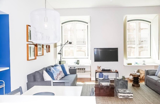 Luxury and Beautiful Apartment in Chiado