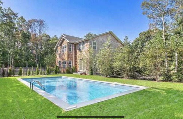 Luxury and convenience in the Hamptons!