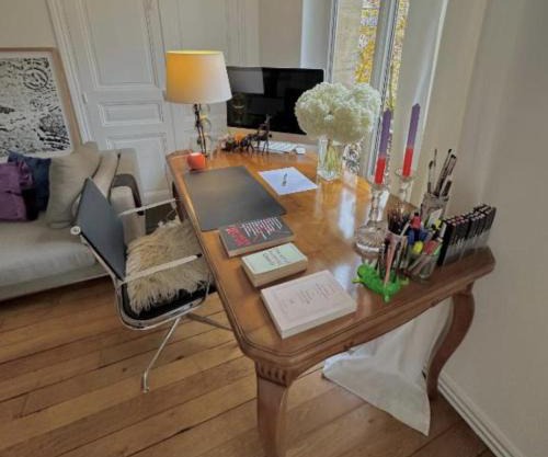 Luxury Apartment with a view of the Eiffel Tower