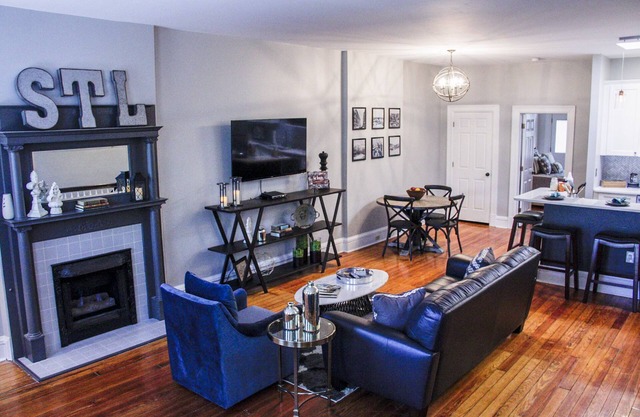 Luxury Apt - Historic Cherokee Street Antique Row