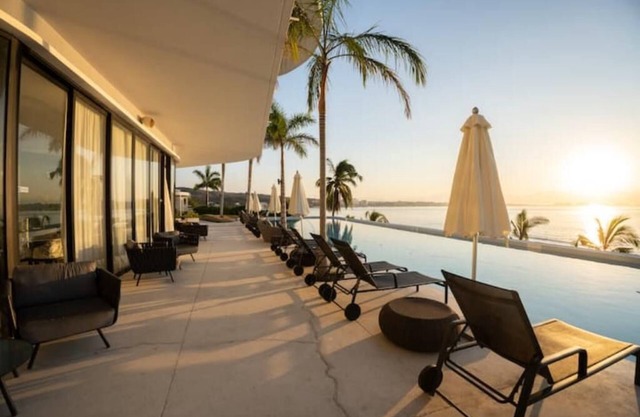 Luxury Beachfront Apartment Tizate