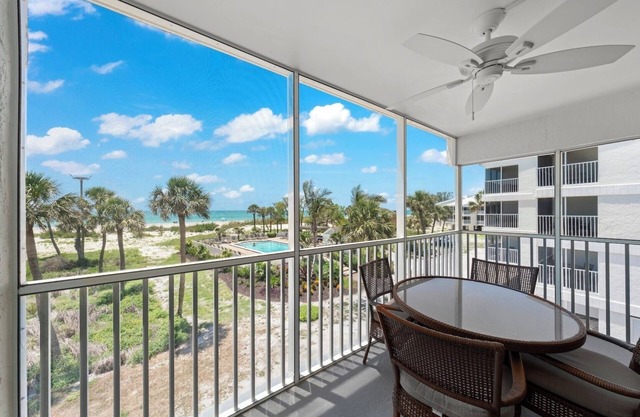 Luxury Beach Villa at South Seas