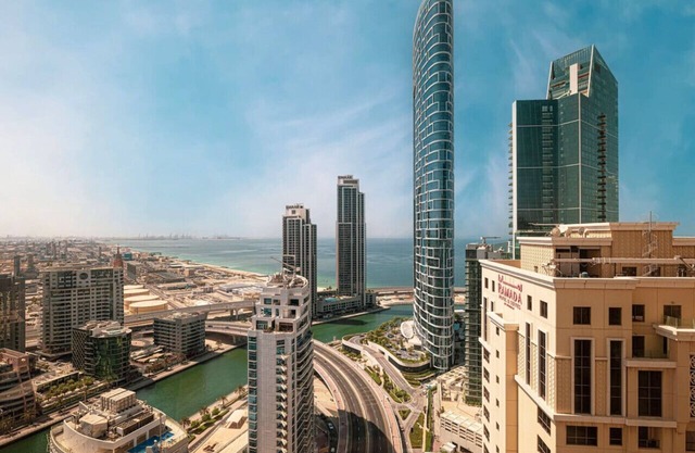 Luxury Beachfront 2 Bd Apartment, Shams, JBR