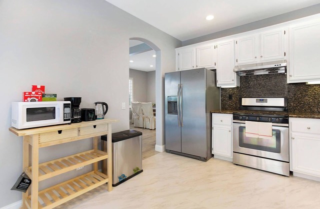 Luxury Castle on Cherrybrook #10140