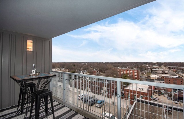 Luxury Condo in Downtown Champaign