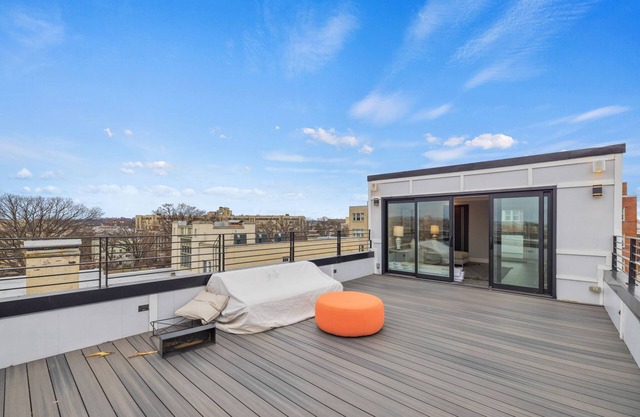 Luxury DC Penthouse w/Private Rooftop Deck!