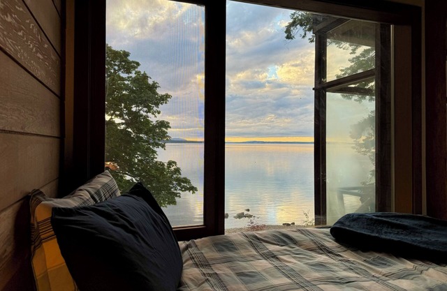 Luxury Denman Island Waterfront B&B