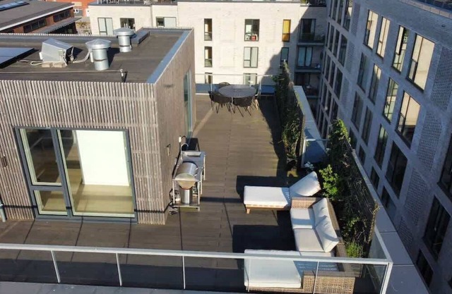 Luxury Executive Harbour Penthouse