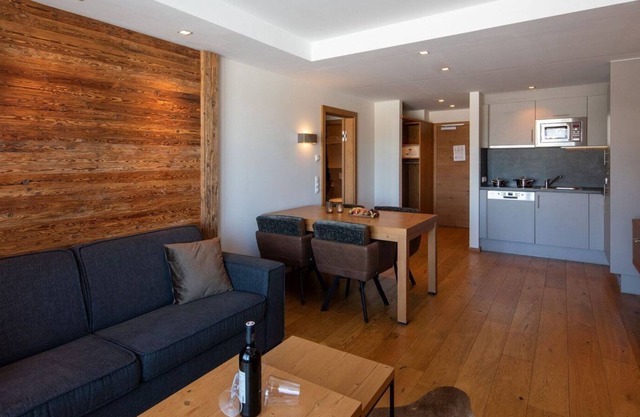 Luxury Family Apartment, SPA + pool, at the golf course, PURE Resort Westendorf