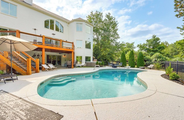 Luxury Fayetteville Escape w/Hot Tub & Pool!