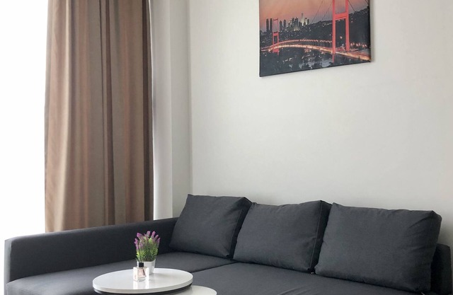 Luxury flat with Sea & City view - Gym & Parking ( EMP 94 )