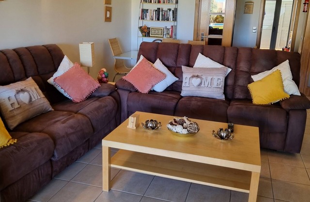 Luxury ground floor apartment, large terrace, Free WiFi, over 200 TV channels.