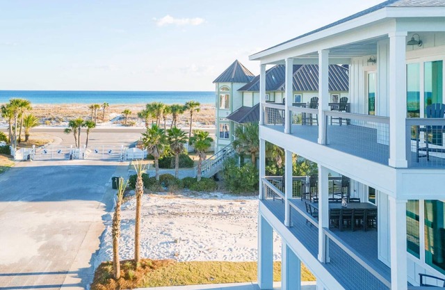 Luxury Gulf View Home w/incredible views of the gulf and bay!