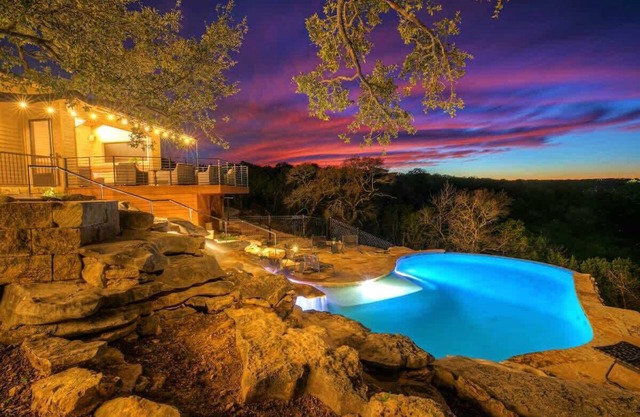 Luxury Hill Country Villa With Pool-hot Tub-views