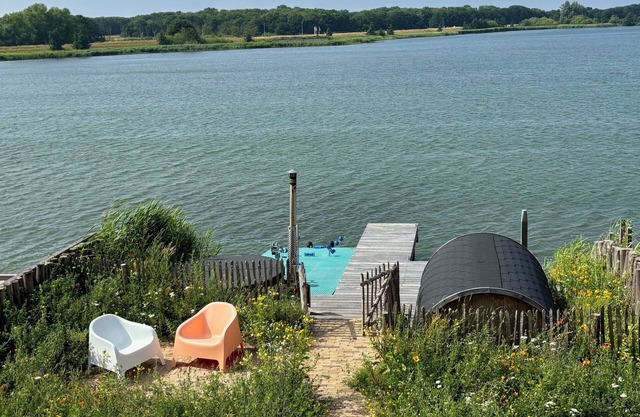 Luxury home with hot tub, sauna and sea view VP074