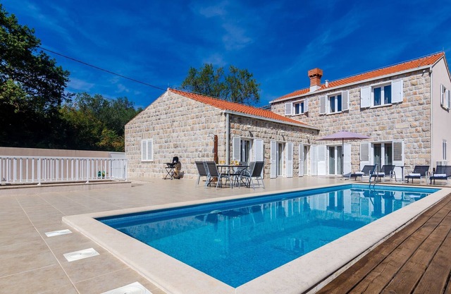 Luxury Konavle Villa | 3 Bedrooms | Villa Leona | Private Pool | Table Tennis | Perfect for Familie