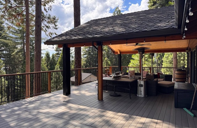Luxury Lake Almanor Cabin Covered Deck & Views