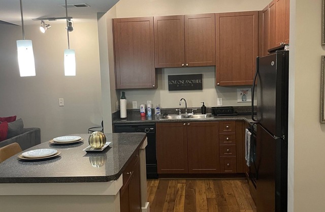 Luxury Lodging in upscale apartments