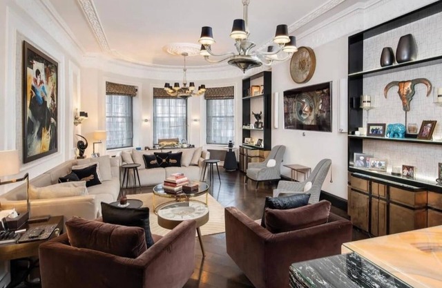 Luxury Mayfair flat with private pool