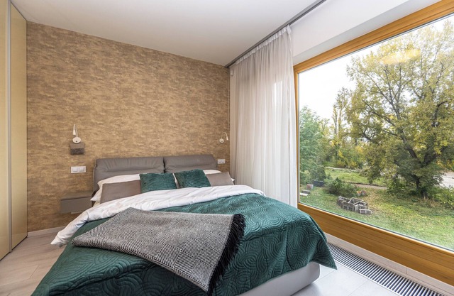 Luxury modern flat on the river bank with parking