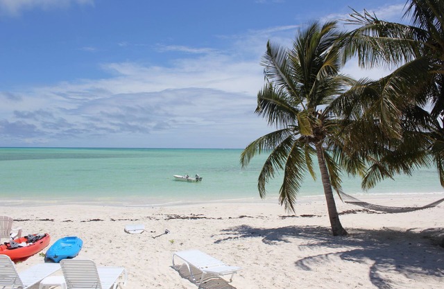 Luxury Oceanfront with HOT TUB - BOAT, kayaks, paddleboards included -PARADISE!
