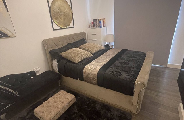 Luxury one Bedroom flat 5 mins to the station