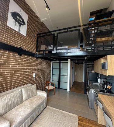 Luxury penthouse with Jacuzzi near the T area