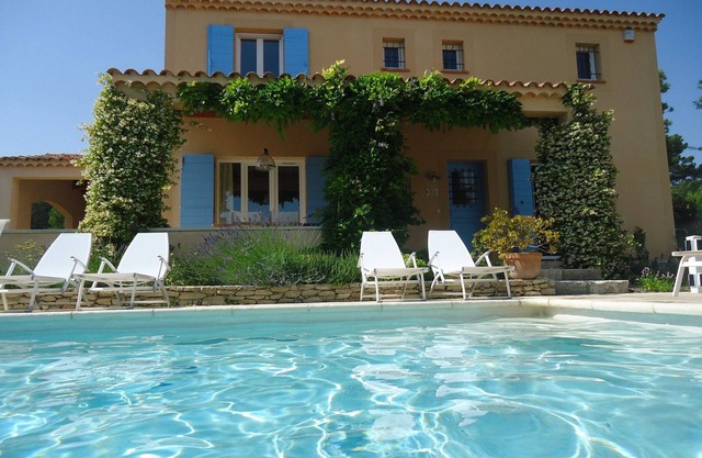 Luxury Provence Villa | Villa Saumane | 4 Bedrooms | Private Pool | Perfect for.