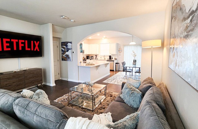 Luxury Rea Farms Modern House