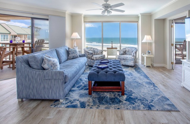 Luxury Remodeled Direct-Oceanfront Penthouse-Panoramic Ocean and Beach Views!