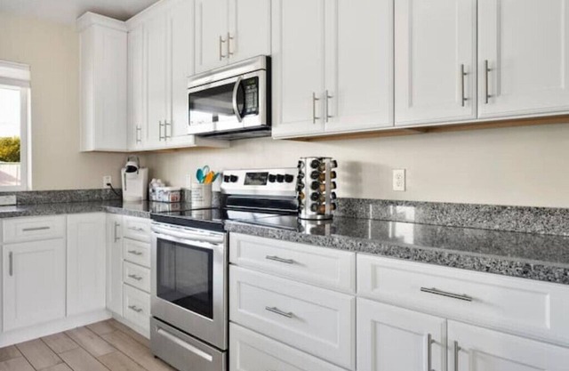 Luxury Scottsdale Home, walk to Old Townn