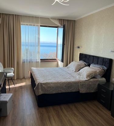 Luxury Seaview Penthouse Apartments at Valencia Gardens
