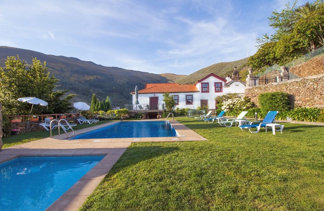 Luxury secluded villa, splendid views, pool, play area, games, cinema, big group