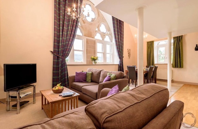 Luxury Self Catering Apartment with Swimming Pool in the Grounds of a Monastery on Loch Ness