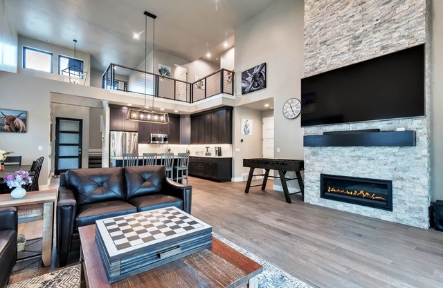 Luxury Townhome By Deer Valley East Village, Great for Ski/Vacation