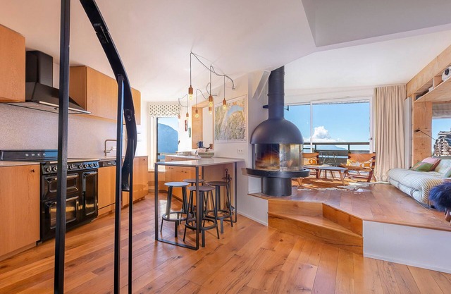 Luxury Triplex for 12 in Avoriaz with Ski-In/Ski-Out Access and Daily Breakfast
