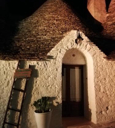 Luxury trulli Sabotino