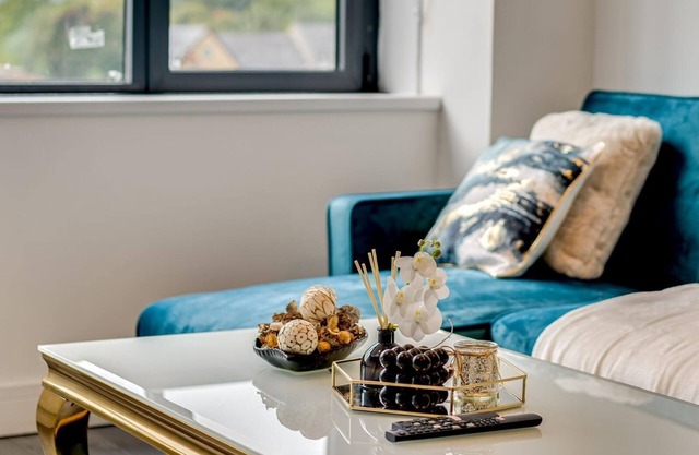 Luxury Two Bedroom Apartment