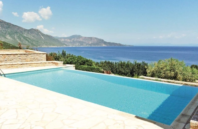 LUXURY VILLA AT POULITHRA